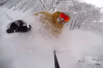 Travis Rice 日本滑鬆雪自拍